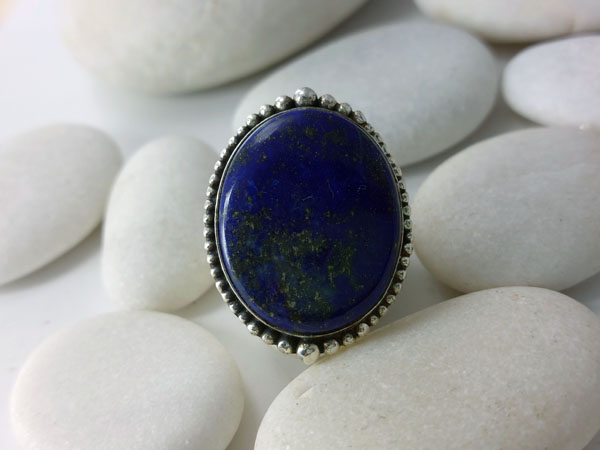 Anillo etnico de lapis lazuli.. Ref. AQG