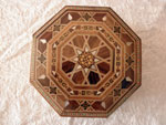 Damascene octagonal wooden inlay box.. Ref. CTH