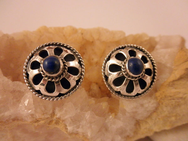 Sterling silver and Lapis lazuli earrings from India. Foto 2