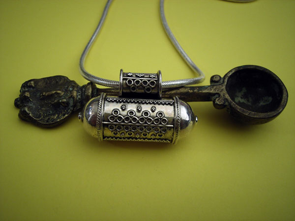 Indian Traditional silver pendant. Ta´wiz - 49 eur. - Jewellery ...