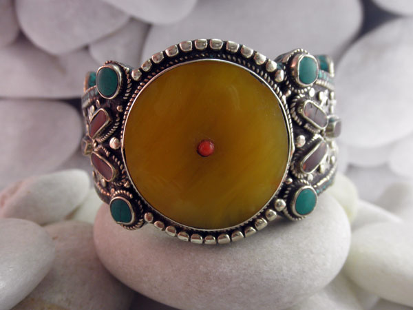 Tibetan ethnic bracelet.. Foto 1