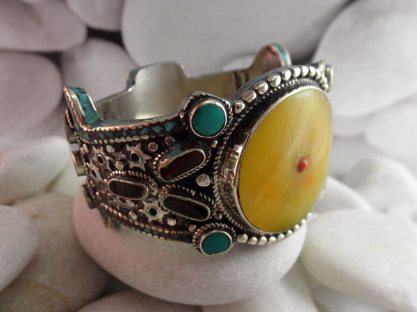 Tibetan ethnic bracelet.. Foto 2